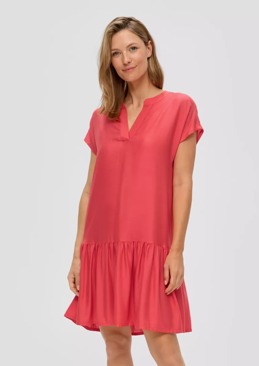 Strandkleid mit Volants