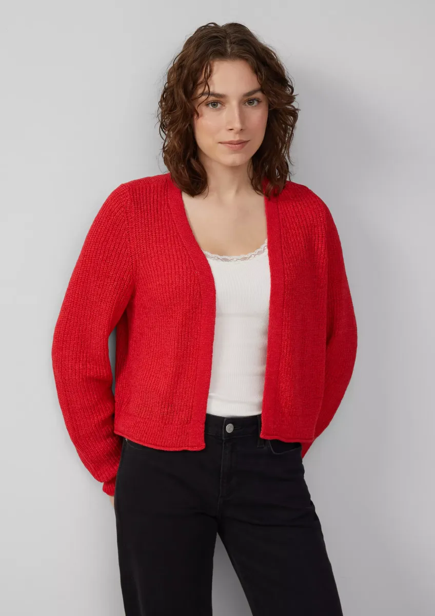 Strickjacke aus Bändchengarn