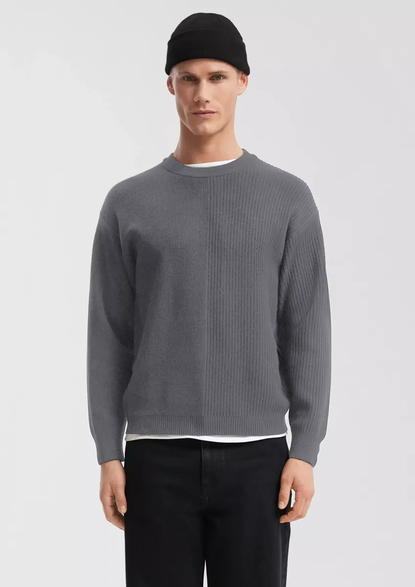 Strickpullover mit Layering