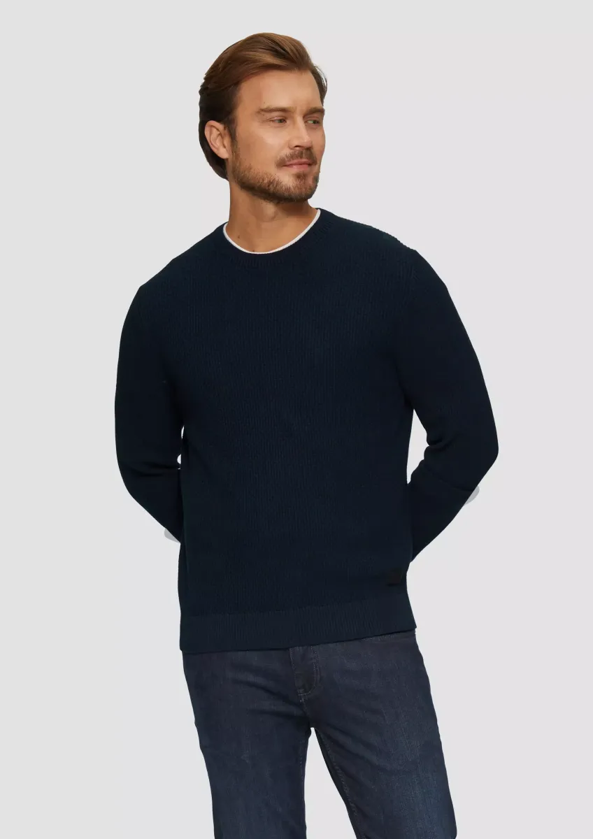 Strickpullover mit Musterstruktur