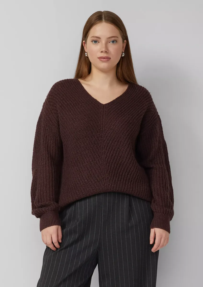 Strickpullover mit V-Auschnitt