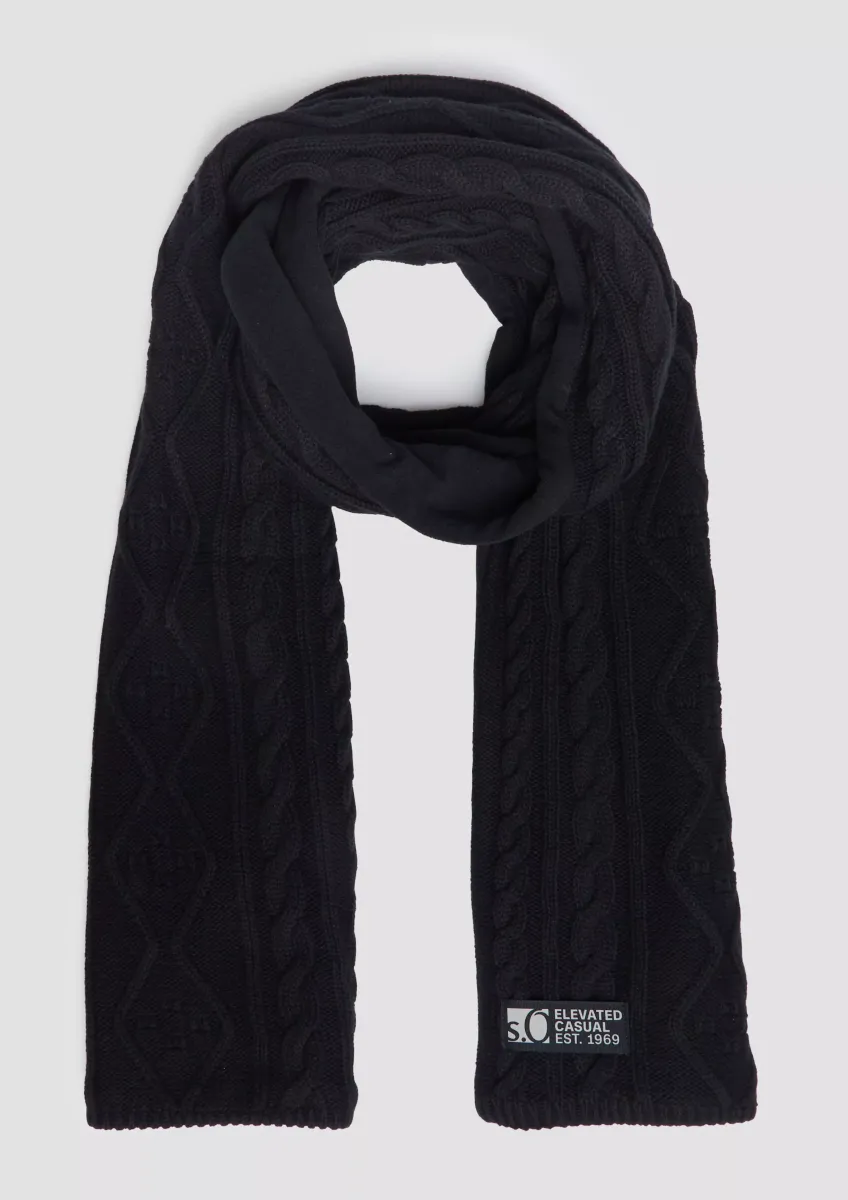 Strickschal mit Zopfmuster und Fleece-Rückseite