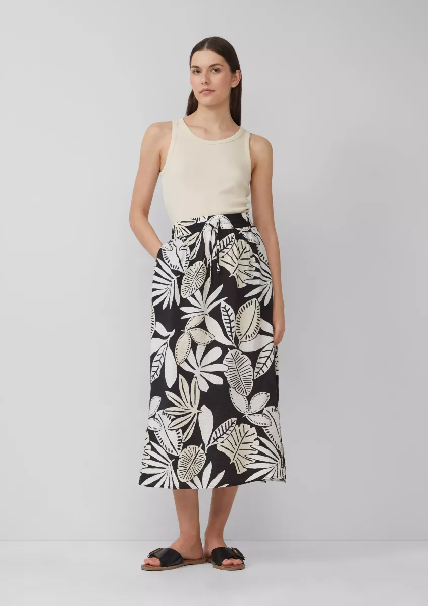 Strukturierter Midirock aus Viskosemix