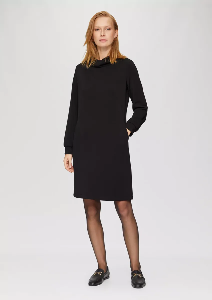 Sweat-Kleid mit gelegtem Kragen