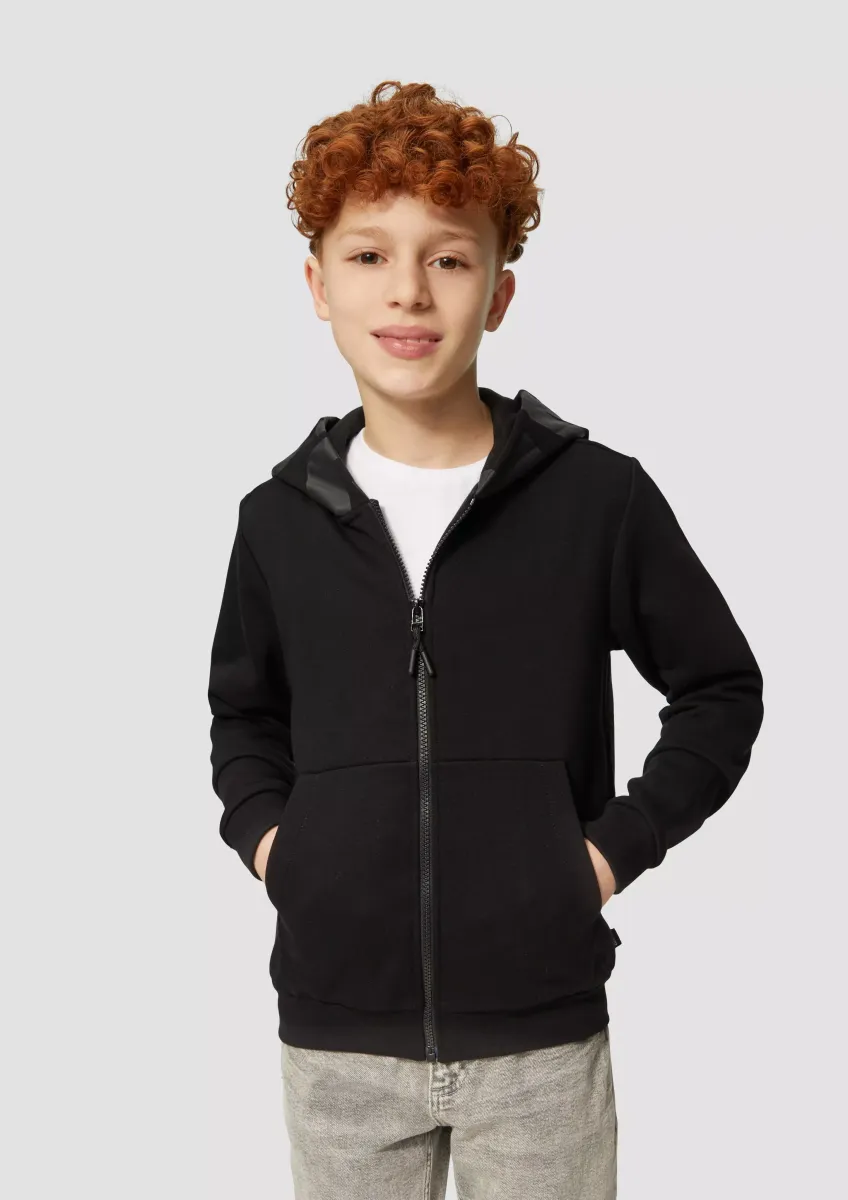 Sweatshirt-Jacke mit Print an Kapuze