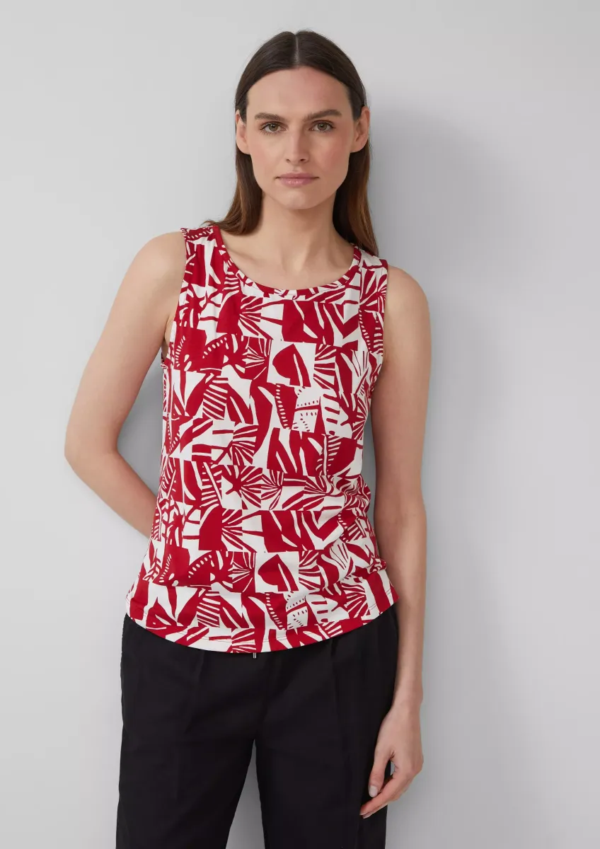 Top mit dekorativem Cut-out