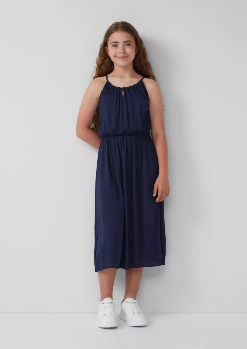 Trägerkleid in Midilänge aus crinkled Viskose