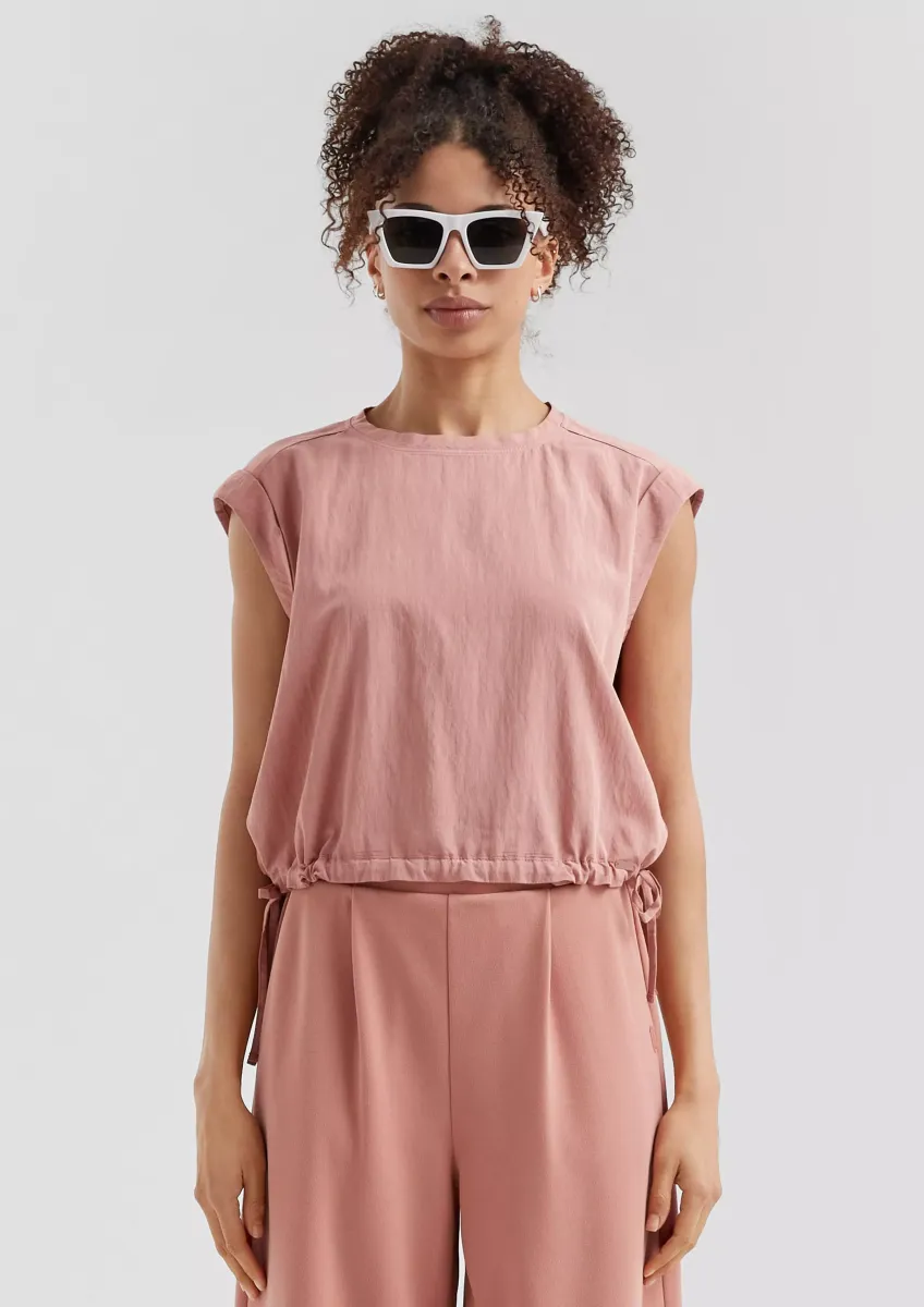 Verkürztes Blusentop mit Tunnelzug