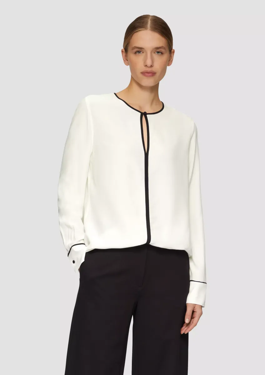 Viskosebluse mit Kontrastdetails