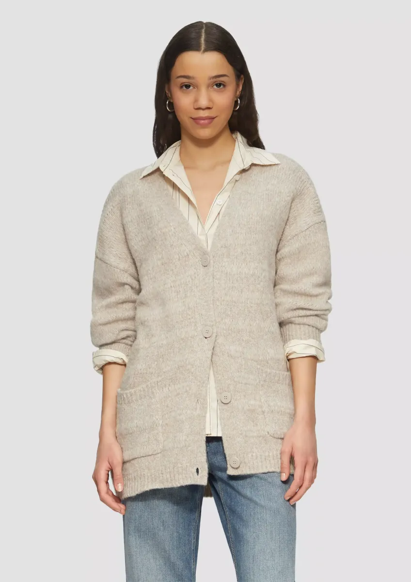 Weiche Strickjacke mit dezenter Struktur