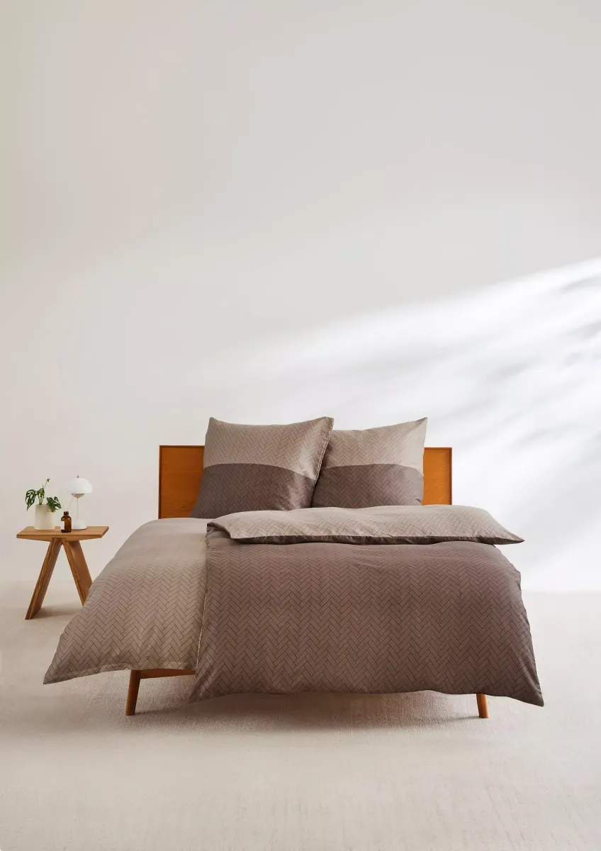 Weiches Bettwäsche-Set aus Satin