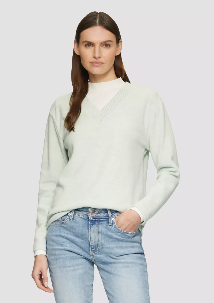 Weiches Sweatshirt mit V-Ausschnitt