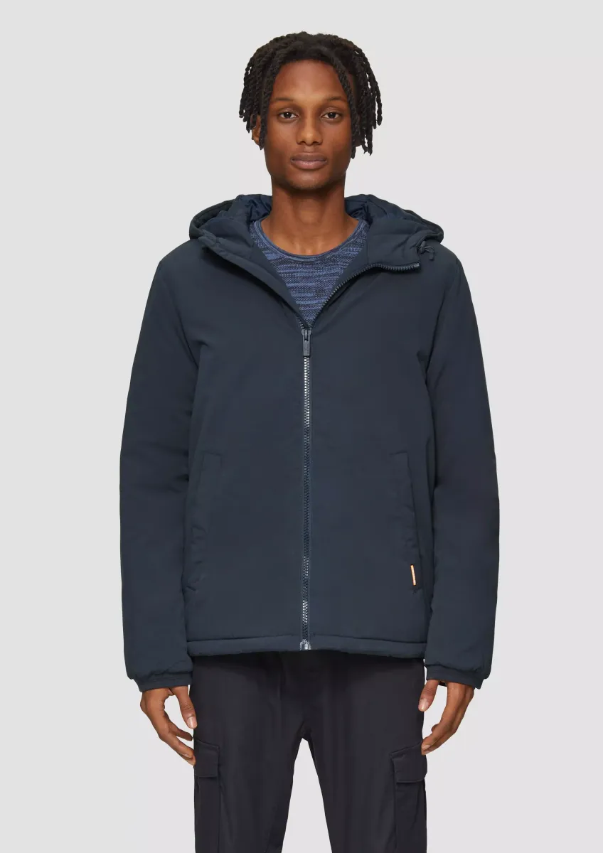 Winterjacke mit Kapuze