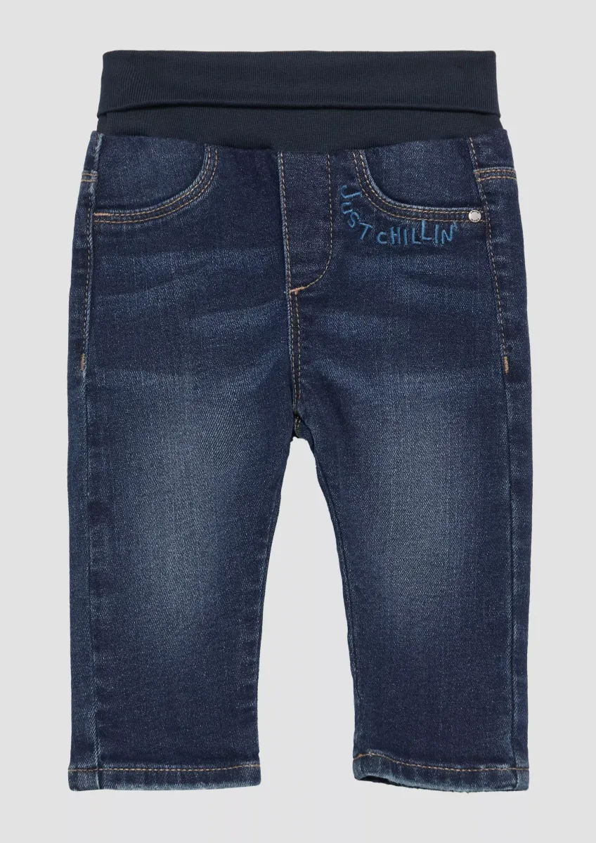 Wärmende Jeans mit Umschlagbund