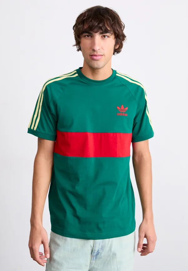 3-STRIPES PANEL - T-Shirt print - collegiate green/better scarlet