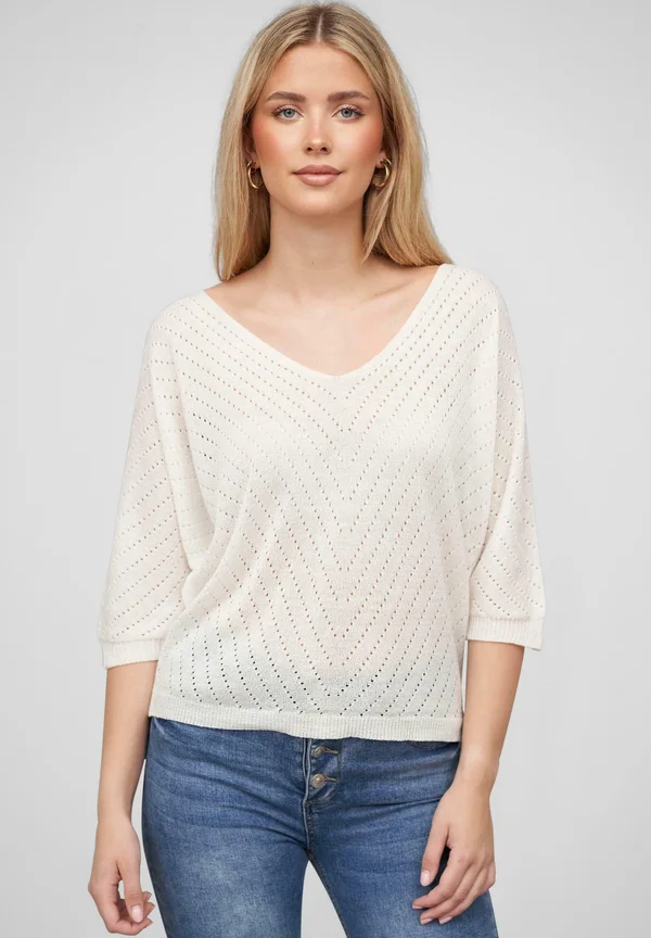 3/4 ARM MIT FLEDERMAUSÄRMELN UND LOCHMUSTER - Strickpullover - white