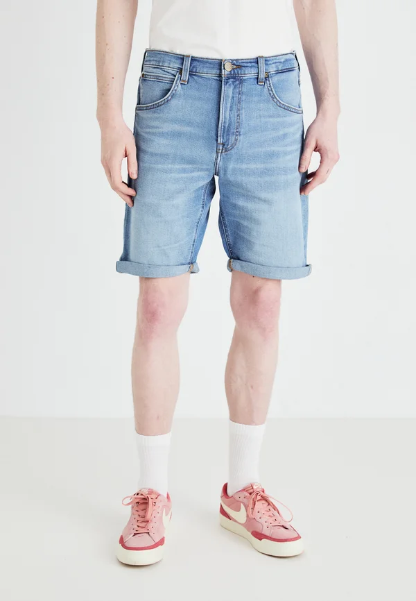 5 POCKET SHORT - Jeans Shorts - blue-denim