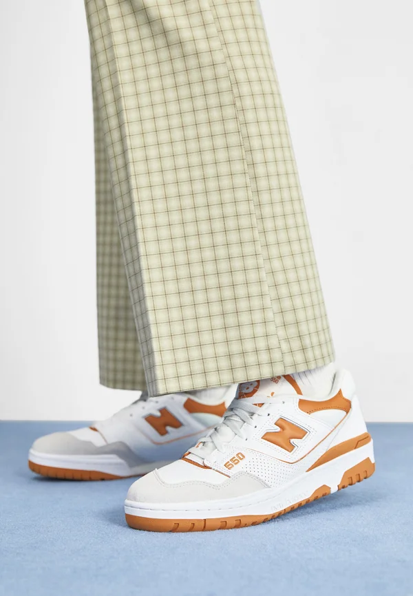 550 UNISEX - Sneaker low - white/mottled orange