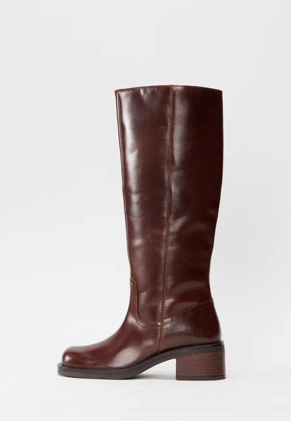 A REAL WOMAN'S WORLD - Stiefel - brown