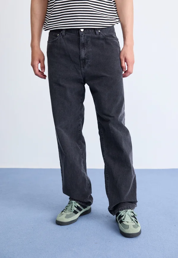 AARON PANT - Stoffhose - black