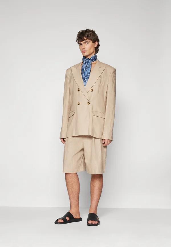 ABIOLA SHORT SUIT SET - Anzug - brown