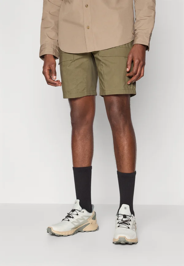ABISKO HYBRID TRAIL SHORTS - Outdoor Shorts - laurel green