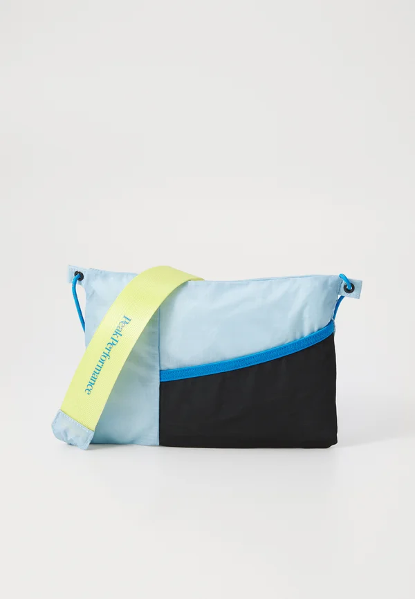 ACCESSORY BAG UNISEX - Sporttasche - cloud