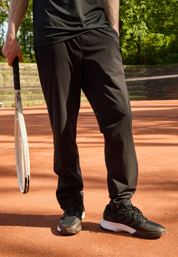 ACTIVE MOVE - Jogginghose - black