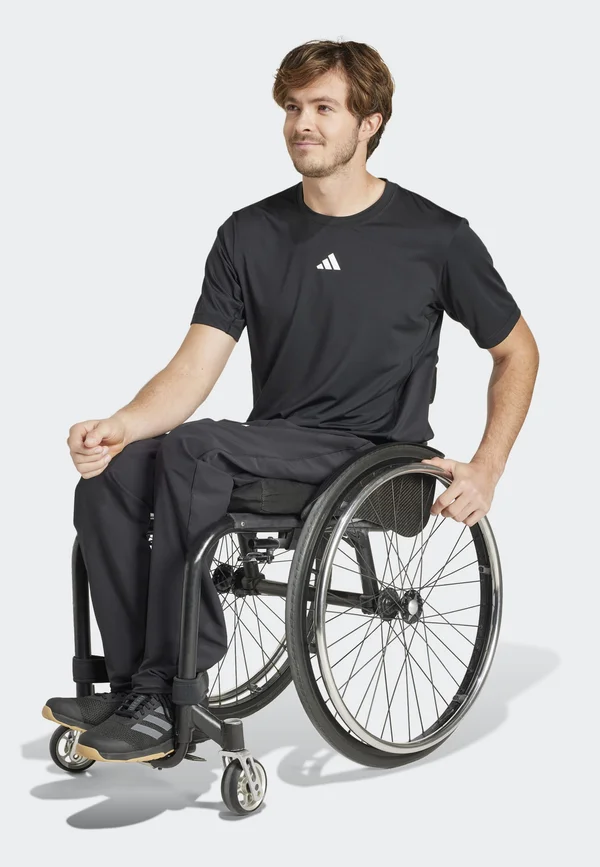 ADAPT WORKOUT - T-Shirt print - black white