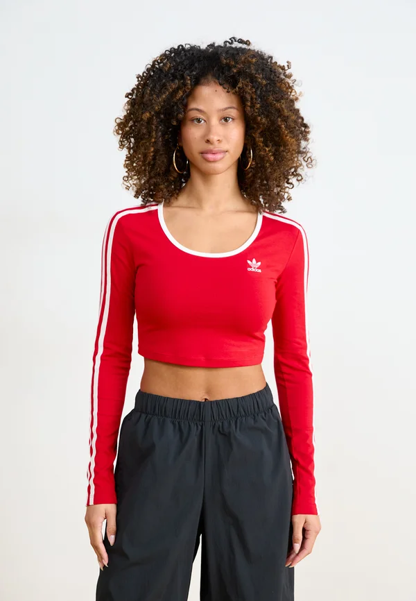 ADICOLOR 3-STRIPES LONG SLEEVE CROP LONG-SLEEVE - Langarmshirt - better scarlet