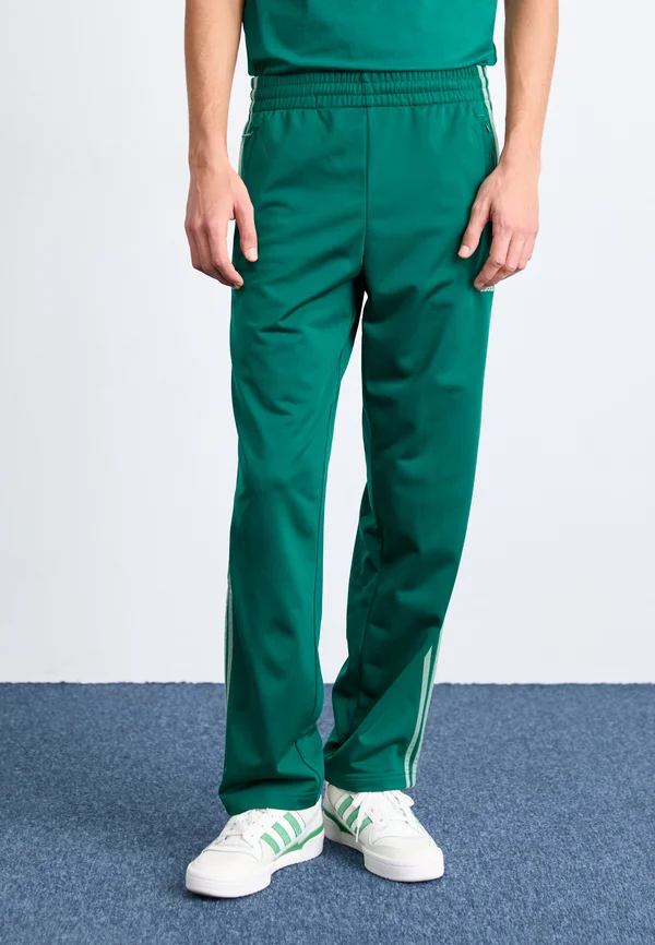 ADICOLOR CLASSICS FIREBIRD TRACK - Jogginghose - collegiate green