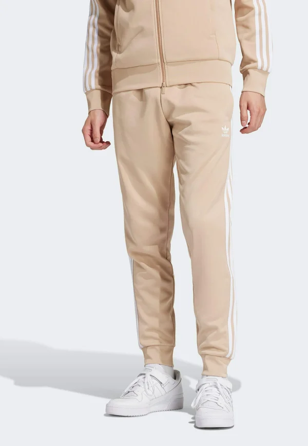 ADICOLOR CLASSICS SUPERSTAR TRACK PANTS - Jogginghose - magic beige