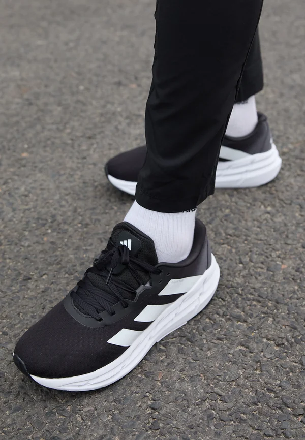 ADISTAR 3 - Laufschuh Straße - core black/footwear white/grey six