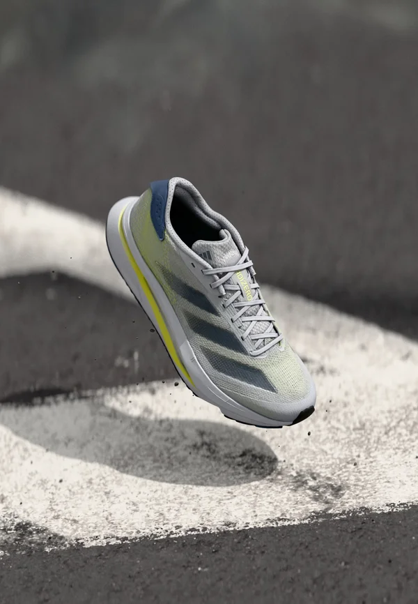 ADIZERO SL2 - Laufschuh Straße - cloud white   royal blue   pure ruby