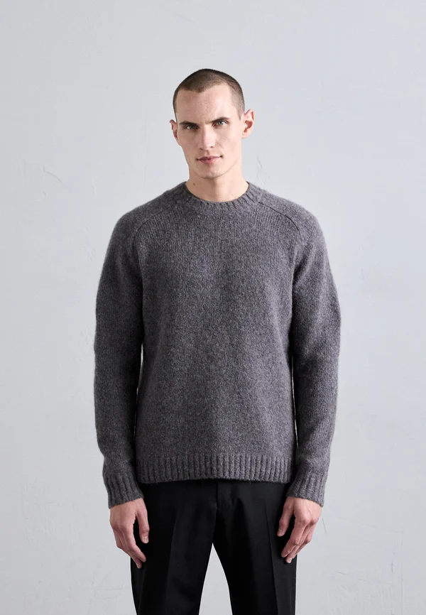 ADRYAN - Strickpullover - movie