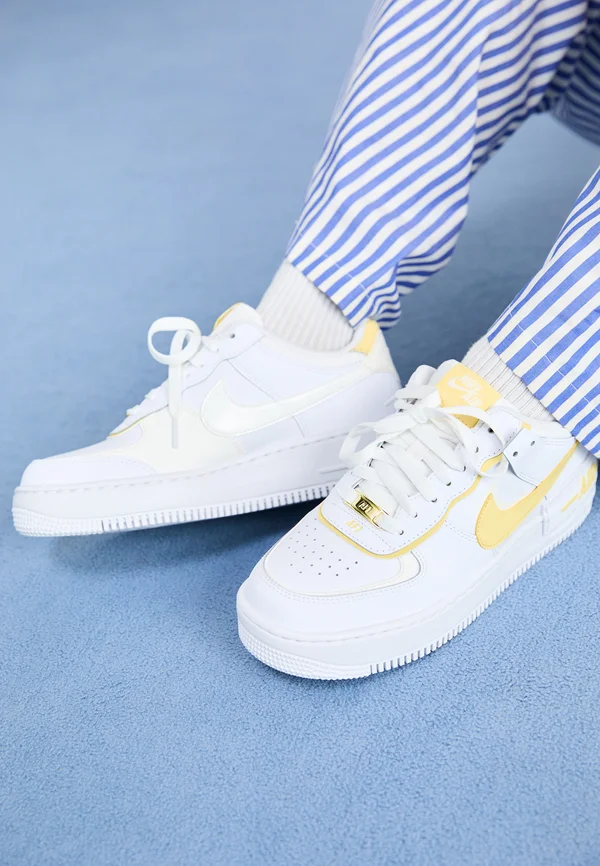 AF1 SHADOW - Sneaker low - white/soft yellow/sail