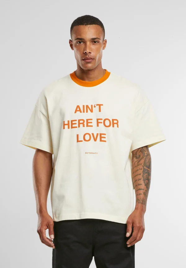 AINT HERE FOR LOVE - T-Shirt print - cream orange
