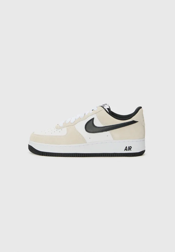 AIR FORCE 1 07 - Sneaker low - white/black