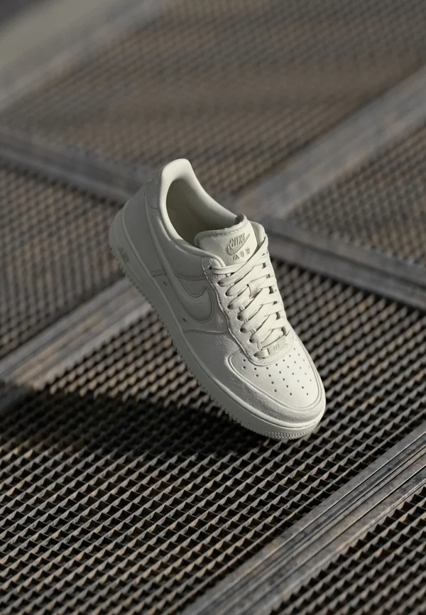 AIR FORCE 1 - Sneaker low - light bone/white