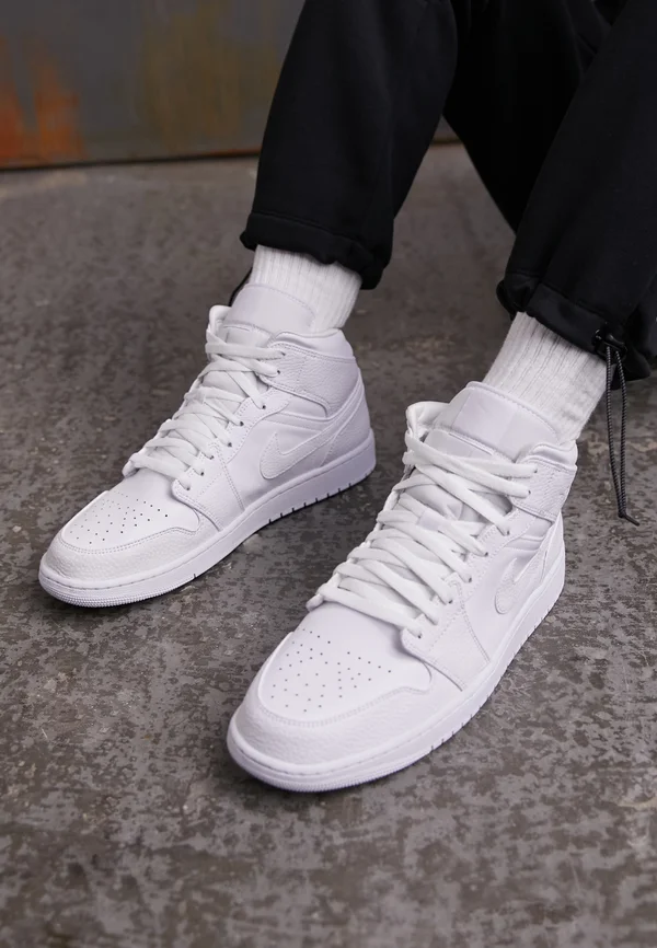 AIR JORDAN 1 MID - Sneaker high - white