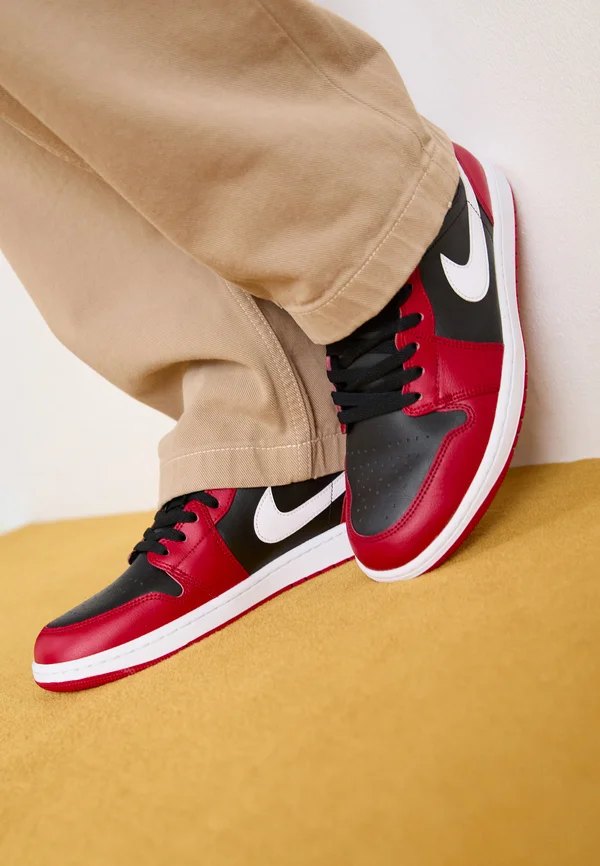 AIR JORDAN 1 - Sneaker high - black/white/gym red