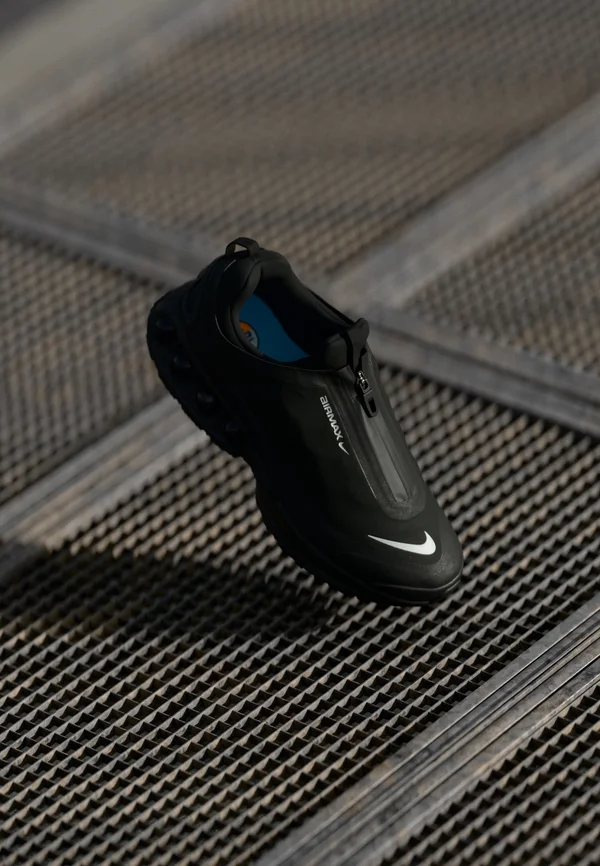 AIR MAX DN ROAM - Sneaker low - black/metallic silver-coloured/anthracite