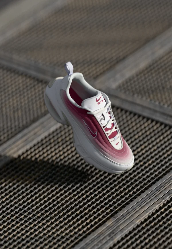AIR MAX PORTAL - Sneaker low - white/sweet beet/platinum-coloured tint