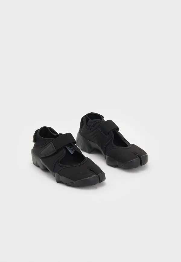 AIR RIFT - Sneaker low - black/cool grey