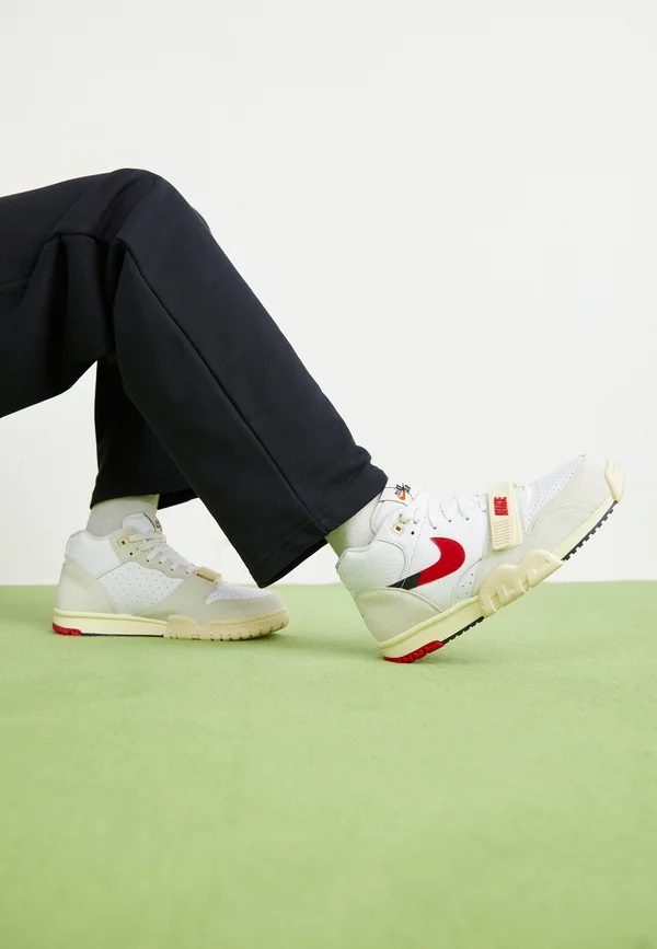 AIR TRAINER 1 - Sneaker high - white/university red/black/coconut milk/summit white