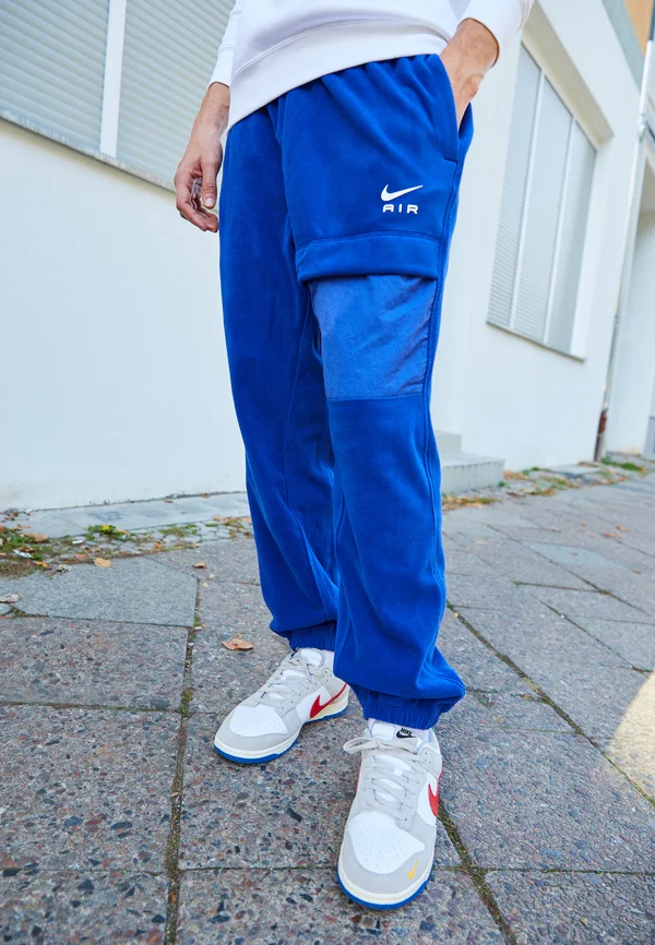 AIR WINTER PANT - Cargohose - deep royal blue/white