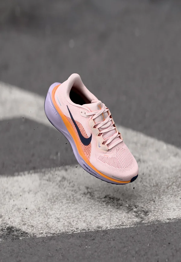 AIR ZOOM PEGASUS 41 - Laufschuh Straße - atmosphere/obsidian-total orange