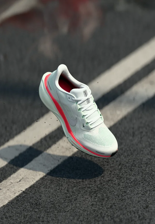 AIR ZOOM PEGASUS 41 - Laufschuh Straße - white/metallic silver/barely green/bright crimson/black
