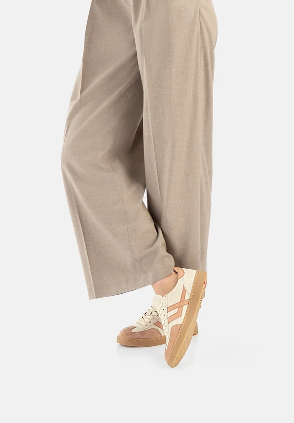 AKARI - Sneaker low - brown