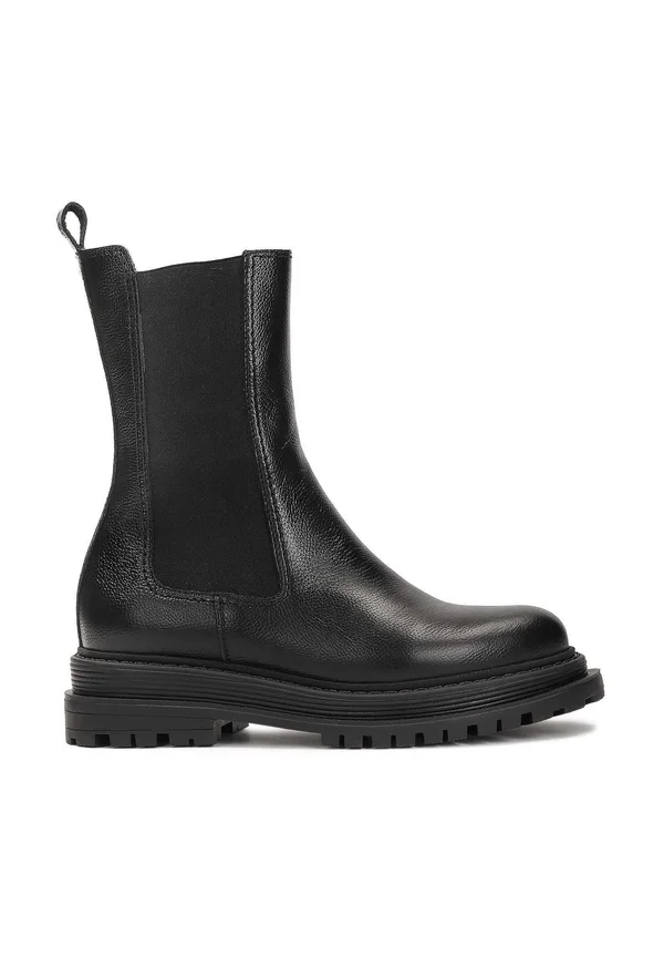 ALBERTIE - Plateaustiefelette - black